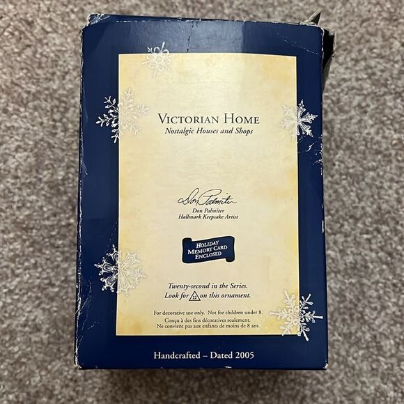 Hallmark Keepsake - Victorian Home 2005 Ornament - Picture 6 of 8